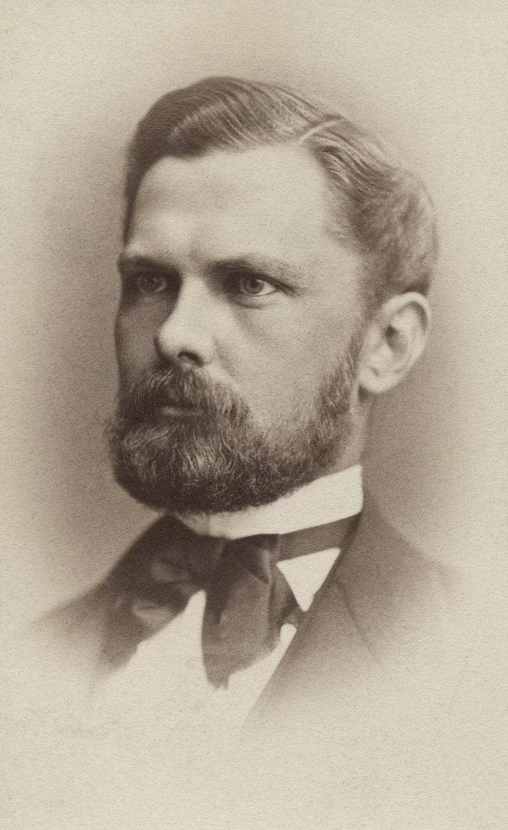 Porträtt av ingenjör Samuel Gjers i firman Qvist & Gjers, Arboga.