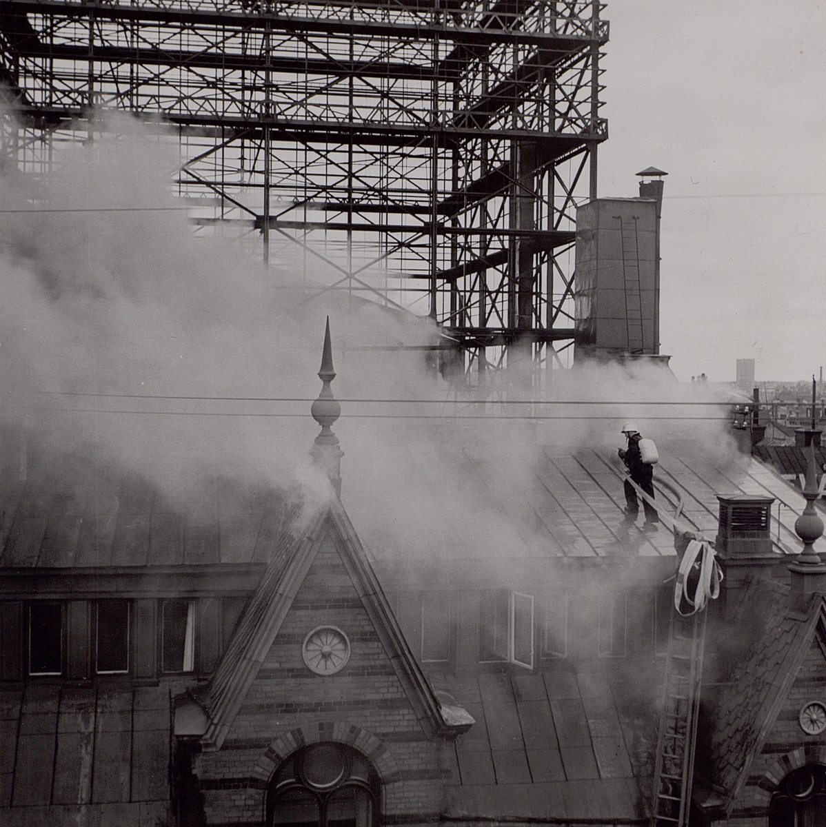 Telefontornet. Branden den 23 juli 1952.