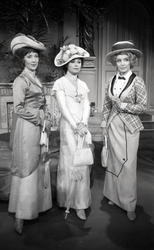 Nationaltheatret. Hovedscenen..FRUER PÅ VIFT av Georges Feyd