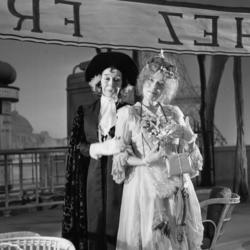 Nationaltheatret. Hovedscenen..DEN GALE FRA CHAILLOT av Jean