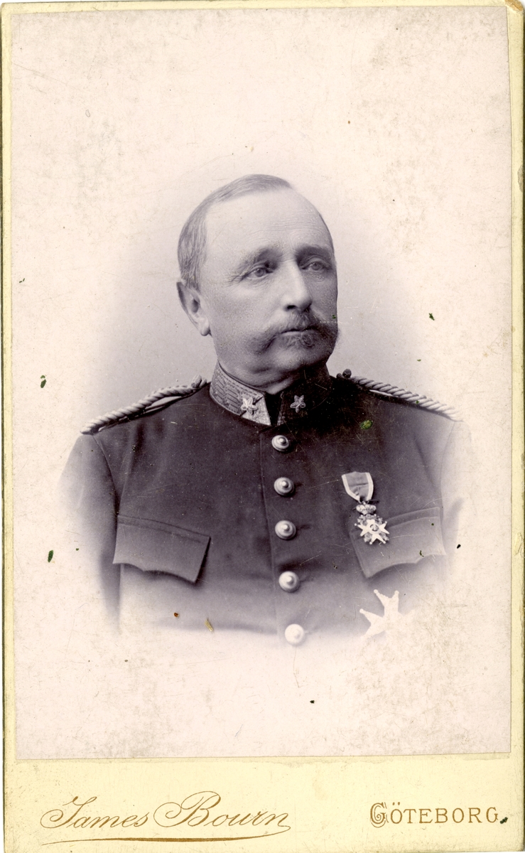 Porträtt av Johan Raoul Hamilton, överste vid Göta artilleriregemente A 2.