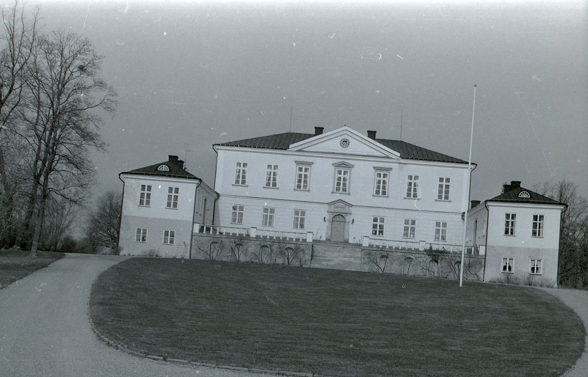 Hässelbyholms slott den 20/4 1983.