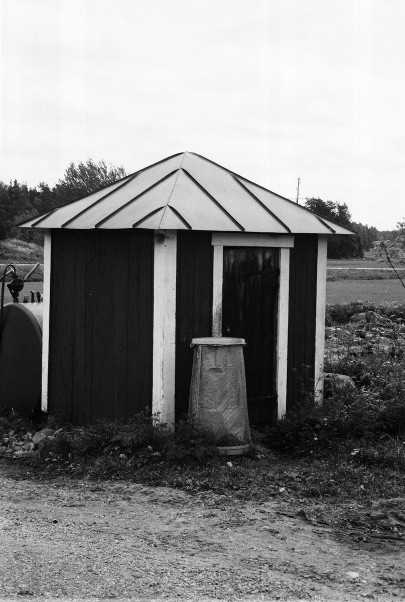Avträde, Öster-Edinge 1:3, Tuna socken, Uppland 1987