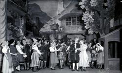 Se 2 forrige og neste bilder (Fra Nordmøre Museum sin fotosa