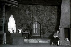 Den Hvite Dame 
	Edvard Bræins fjerde og siste operaoppførel