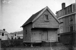 Katalog over bilder av eldre gateparti, bygninger og bygning