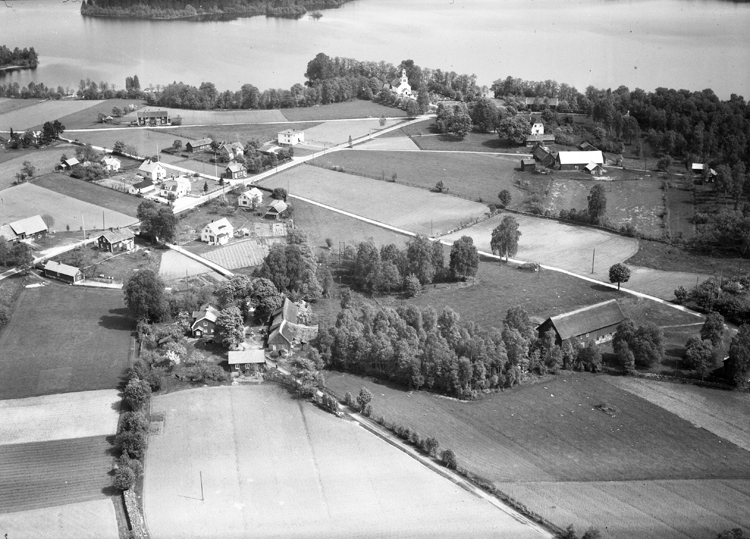 Odensjö är kyrkby i Odensjö socken i Ljungby kommun.
Odensjö ligger vid västra stranden av sjön Bolmen och är en gammal bosättningsort från förkristen tid, som man kan se av både ortens namn och flera fornlämningar i trakten.

Byn bestod på 1950-talet av 7-8 jordbruk, prästgård, skola, ålderdomshem, affärer, post- och telegrafstation samt några andra hus och ett litet sågverk. På 1960-talet försvann alla funktioner utom en affär.
