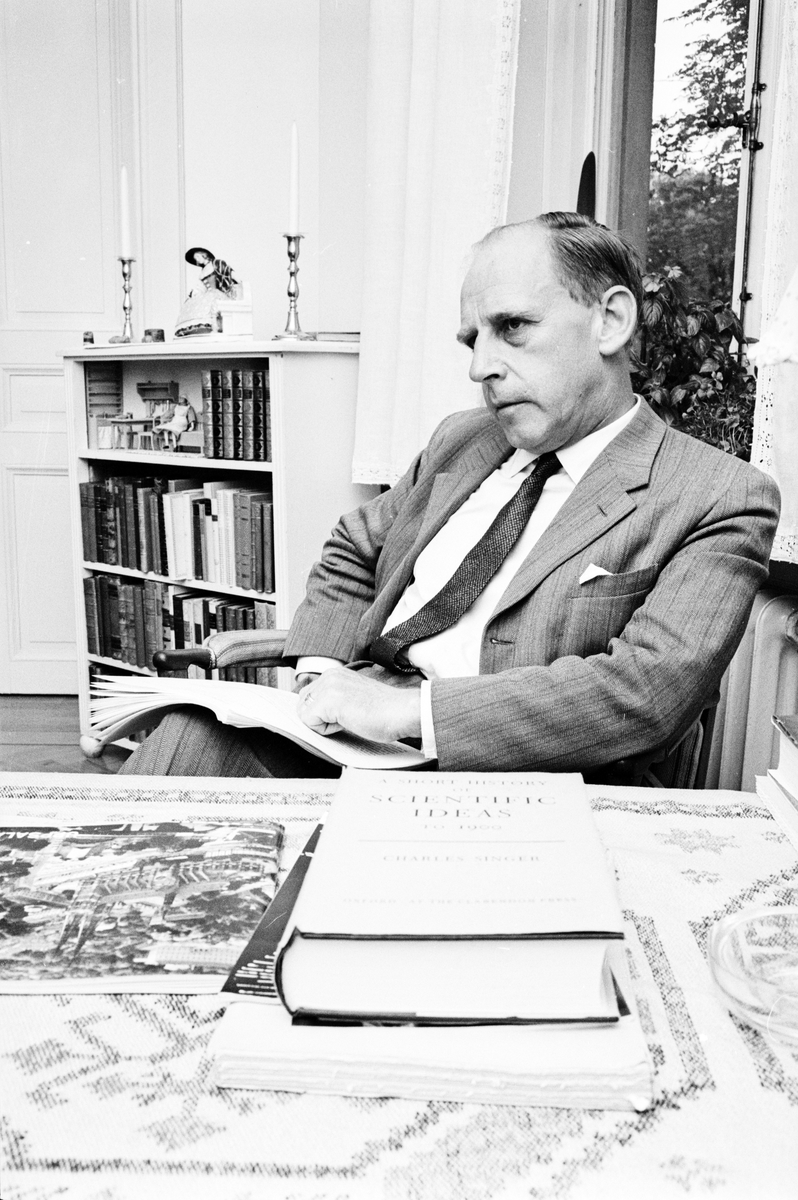 Professor Walde i hemmet, Uppsala, maj 1964