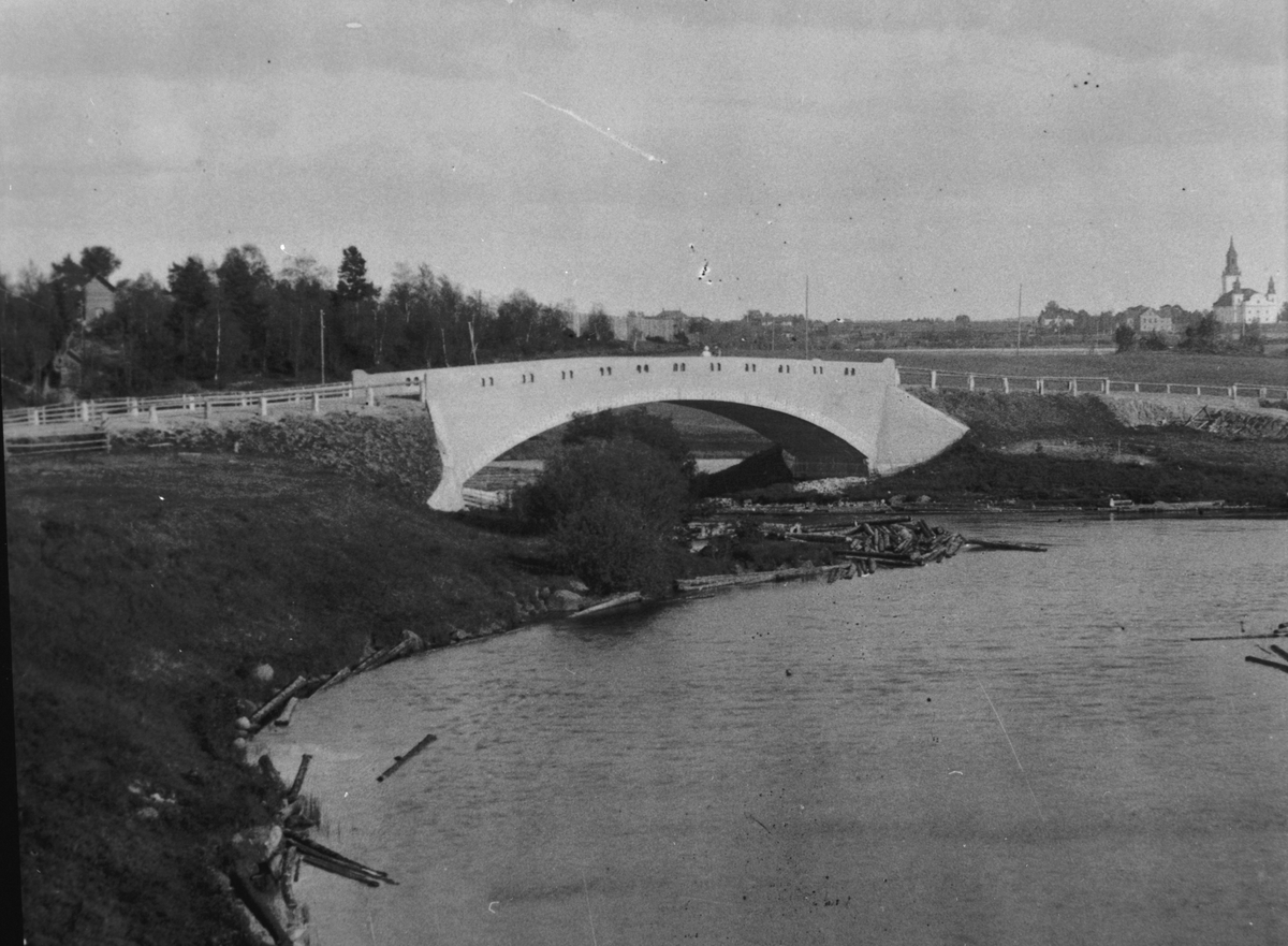 Åkerby, Ockelbo socken, bron som byggdes 1916, detaljbild.
