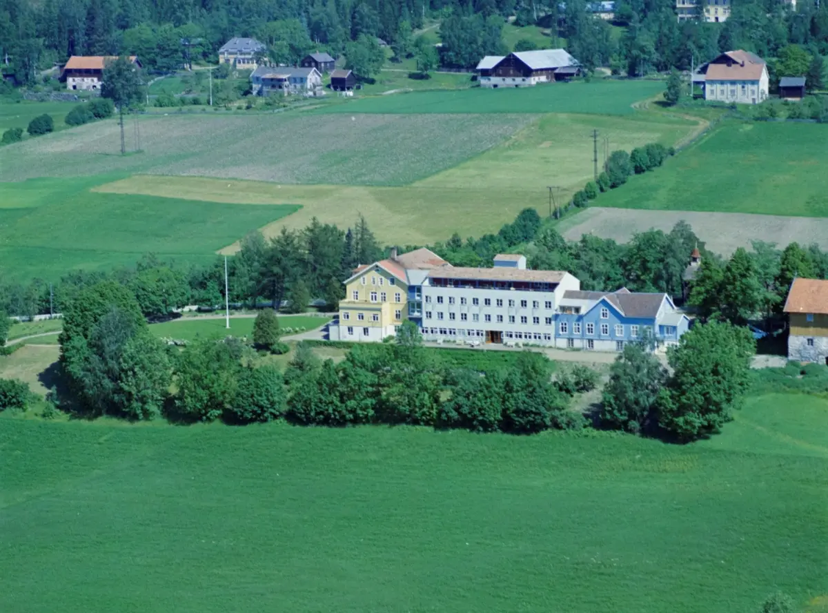 Flyfoto, Lillehammer, Søre Ål, Skogli helse- og rehabiliteringssenter