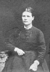 Atelierportrett av Anne Olsen, Lekangen i Tranøy.