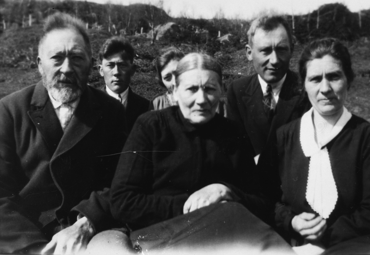 Familien Hansen Frovåg. Tranøy ca 1925