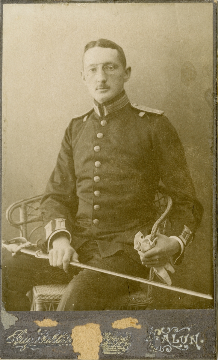 Porträtt av Johan Gustaf Martin Vidigson, löjtnant vid Hälsinge regemente I 14.