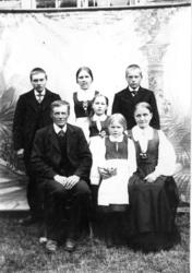 Jo Strind med familie