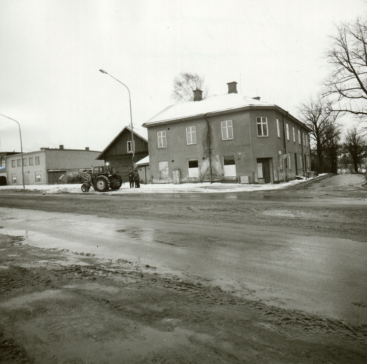 Stationsgatan 2B/Nya Tanneforsvägen i Tannefors.
