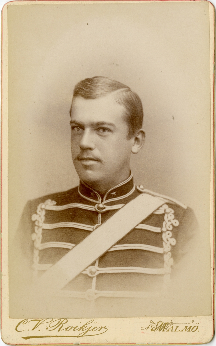 Porträtt av Berndt Henrik Ludvig Kockum, underlöjtnant vid Skånska husarregementet K 5.