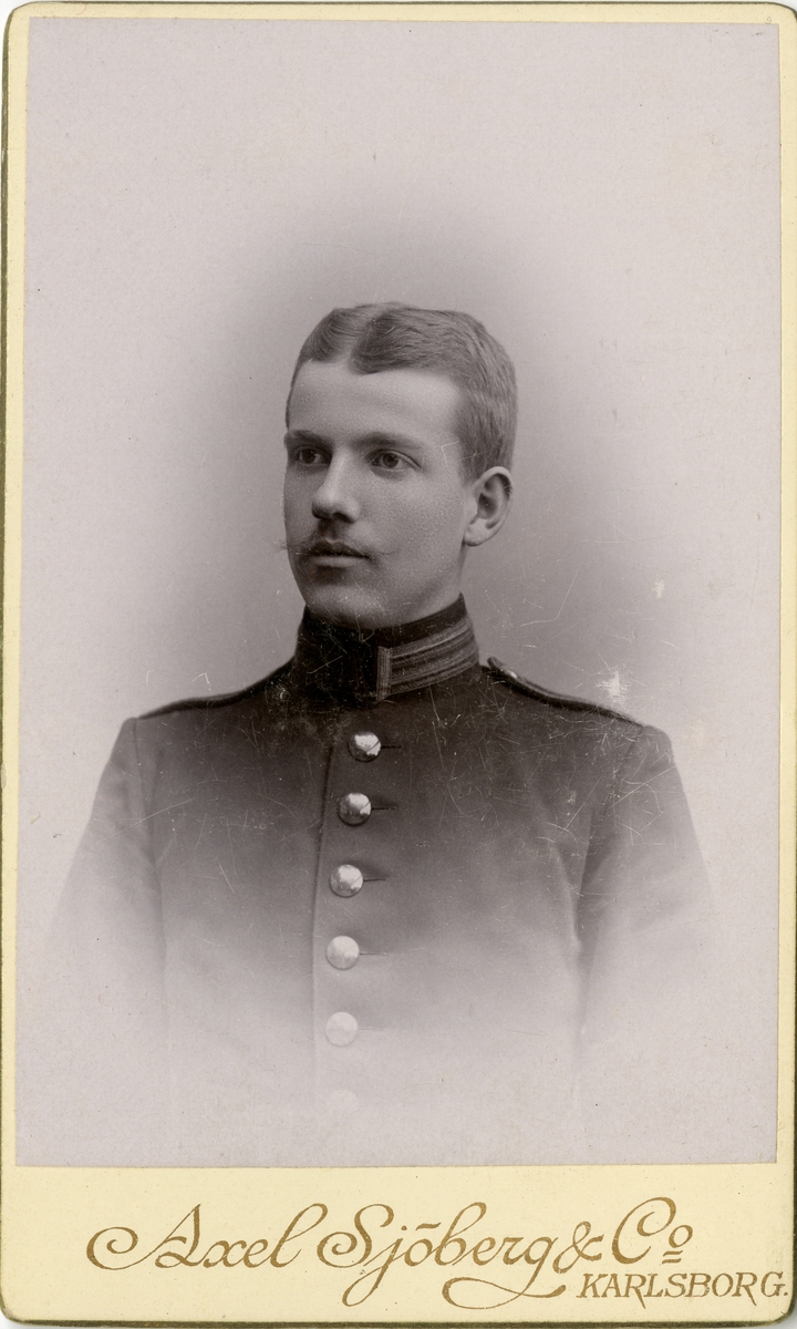 Porträtt av Per Fredrik Lindquister, löjtnant vid Svea trängkår T 1.