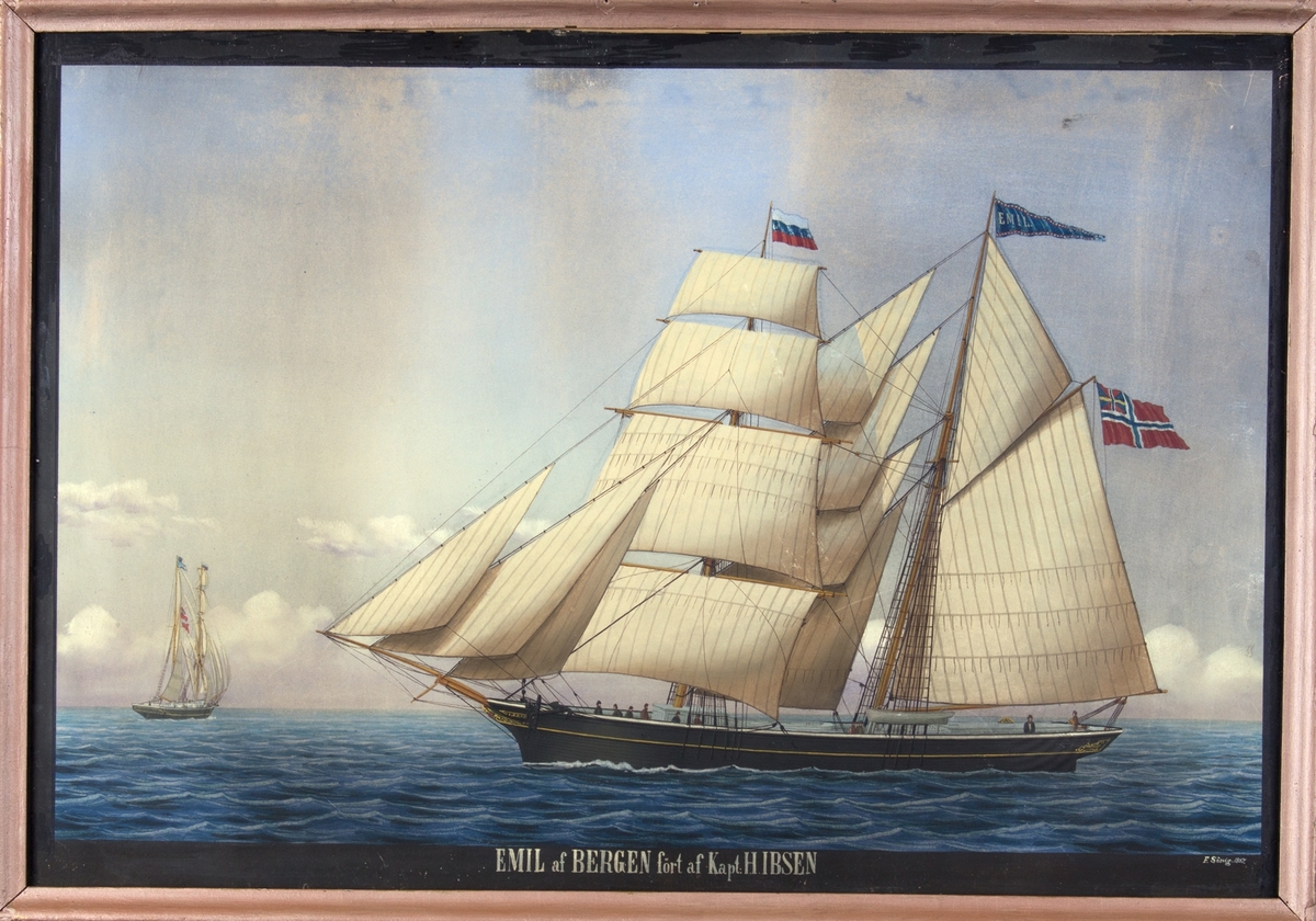Skipsportrett av skonnertbrigg EMIL med full seilføring under fart. Skipets sees fra to ulike sider. Fører det russiske flagg i fortoppen og unionsflagg akter, samt vmipel med skipets navn.