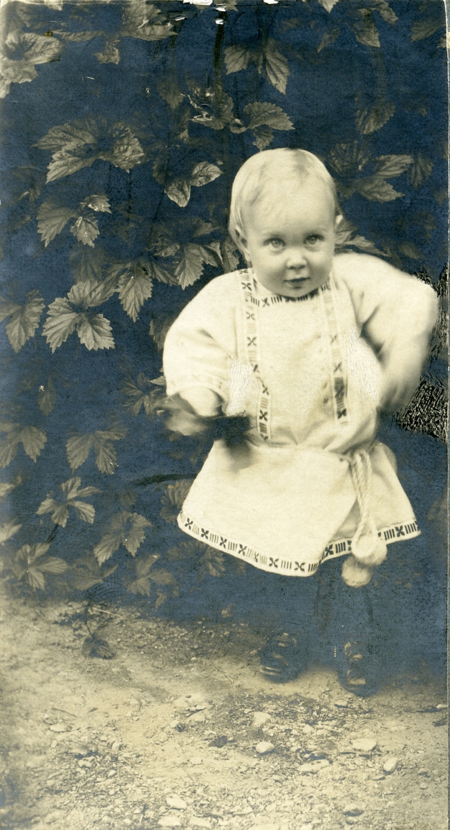 Barnefoto av Gunnar Bangsmoen.