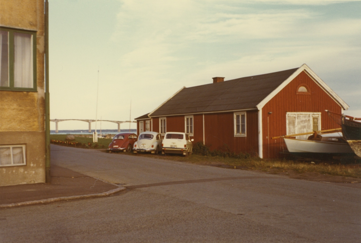 Ängö hamnplan.Bilderna är tagna inom ramen för Kalmar kommuns inventering av stadens bebyggelse 1974 och skänkta till länsmuseet.
