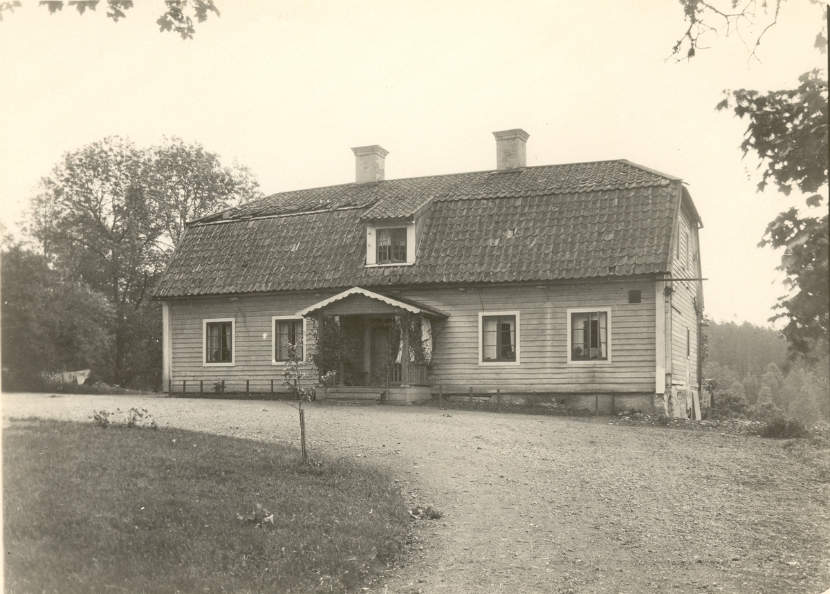 Huvudbyggnaden på Grävsätters gård.