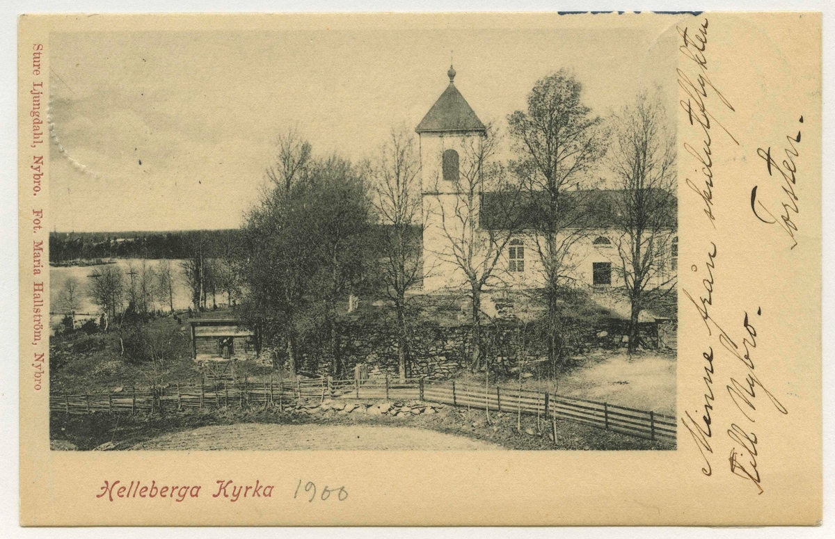 Vykort från Hälleberga kyrka signerat: "Minne från skidutflykten till Nybro.
Torsten."

Helleberga kyrka 1900

Sture Ljungdahl, Nybro.
Fot. Maria Hellström, Nybro.