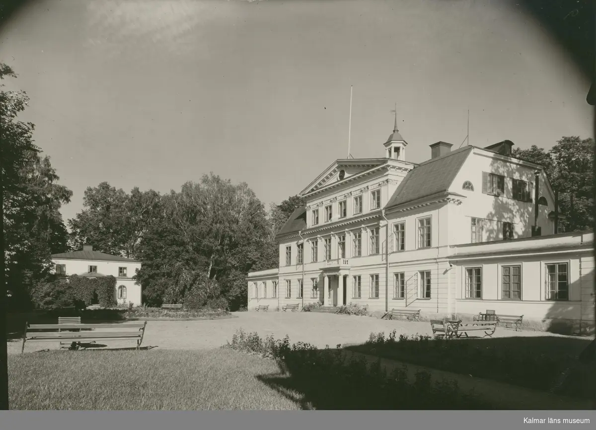 Motiv Från Stensnäs Herrgård Ägare 1929 Familjen Stackelberg Kalmar Läns Museum Digitaltmuseum 