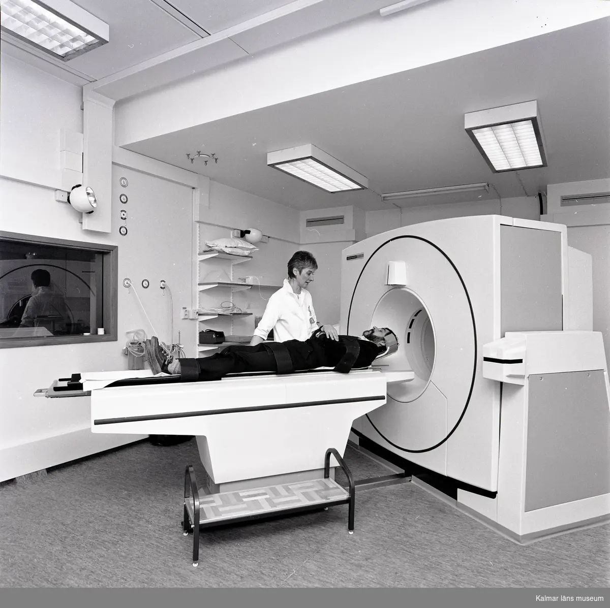Radiologiska kliniken på Länssjukhuset i Kalmar. Första MR-maskinen.