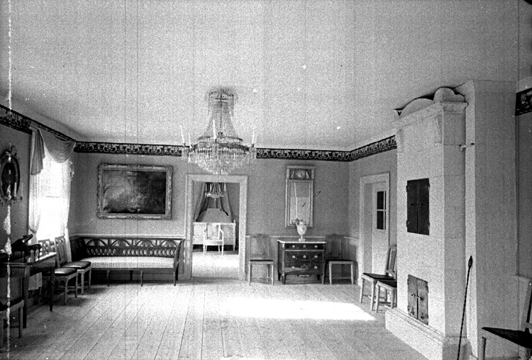 Skara. 
Kvarteret Herrgården.
Kråks herrgård, "Gröna salen" år 1820.