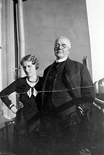 Pastor Fritz Peterson med dottern Ruth
