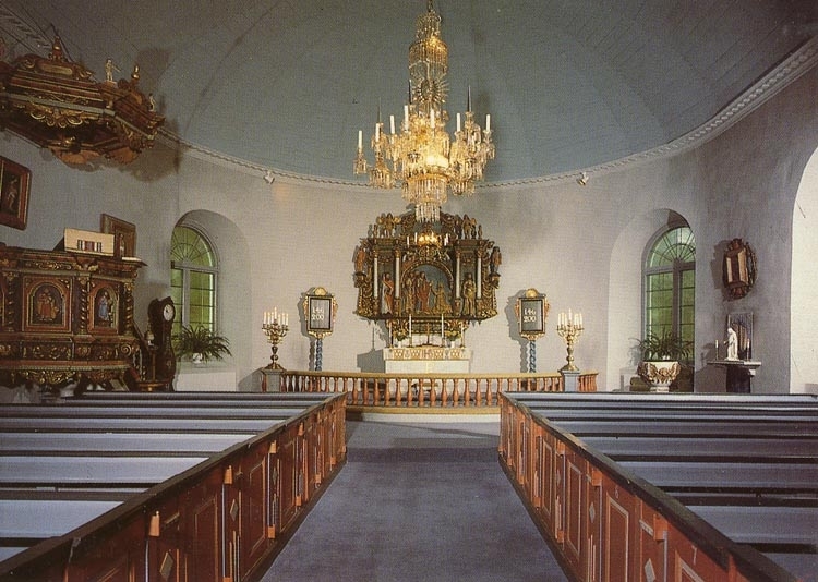 Enligt Bengt Lundins noteringar: "Grinneröds kyrka. Interiör".
