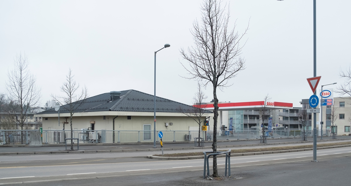 Esso bensinstasjon Strømsveien Strømmen