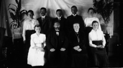 Familien Kristoffer og Kristianne Olsen
Bak fra venstre: Ag