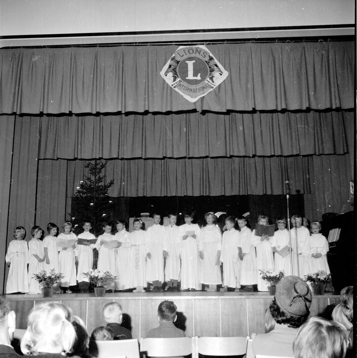 Edsbyn,
Luciasoarén,
13 December 1964