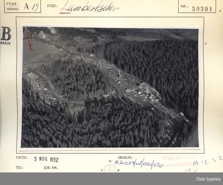 Lambertseter, utbygging av Bergkrystallen, Bergkrystallen borettslag, Feltspatveien (Flyfoto)