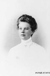 Portrett av kvinne. Solheim. Olga B. Steien f. 1894, gift me