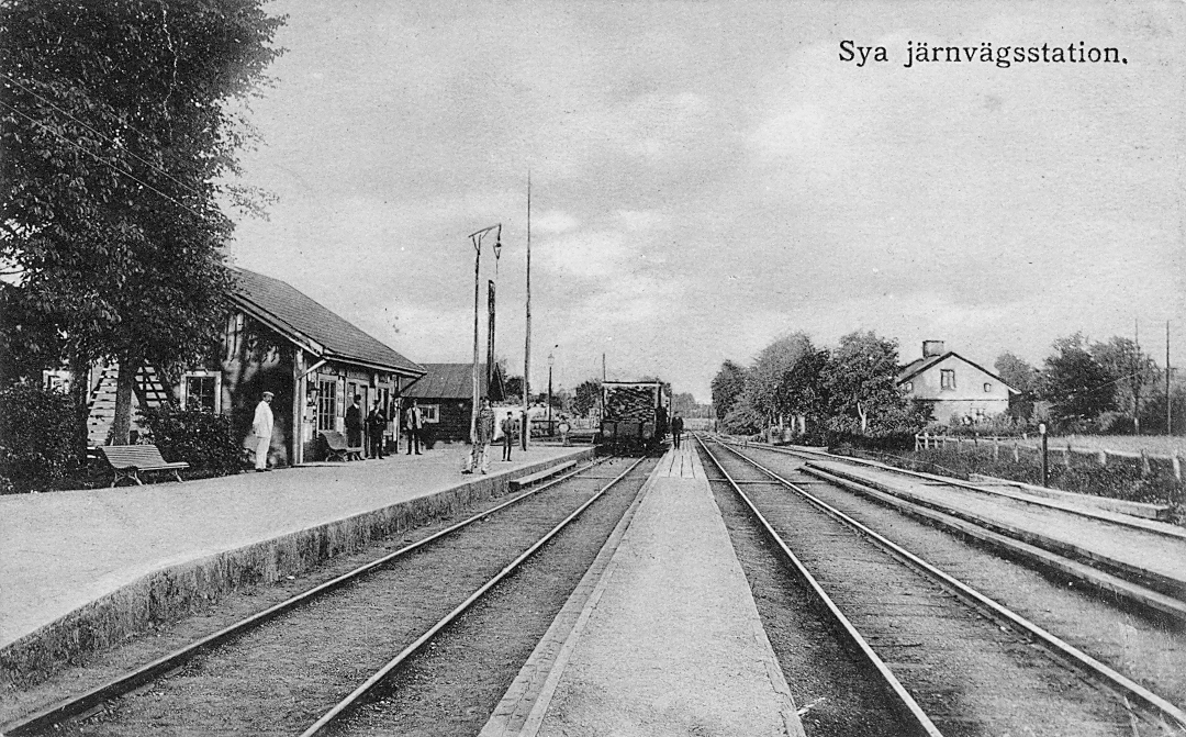 Vykort som visar Sya järnvägsstation.