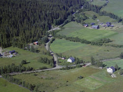 Sør-Fron, Harpefoss. Sørli ved krysset Skrangellivegen og Gå