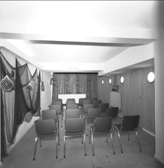 Invigning av Skövde Sparbanks nya lokaler i Karlsborg 1964. Endast neg finns.