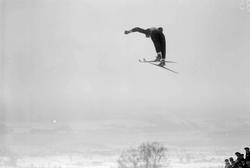 Lillehammerrennet 1933. Nr.92 i hopp.