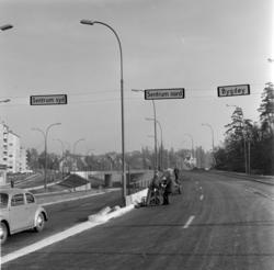 Strandpromenaden med bruovergangen til Bygdø Allé mot byen. 