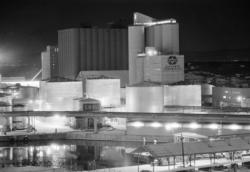 Sjursøya.Oljetankene.Desember 1973