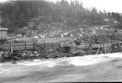 Kraftutbygging, steinmuring, anleggsarbeid, arbeidsliv, damf