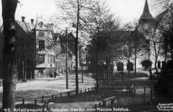 "43. Kristiansund N. Parkveien med Den indre Missions Bedehu