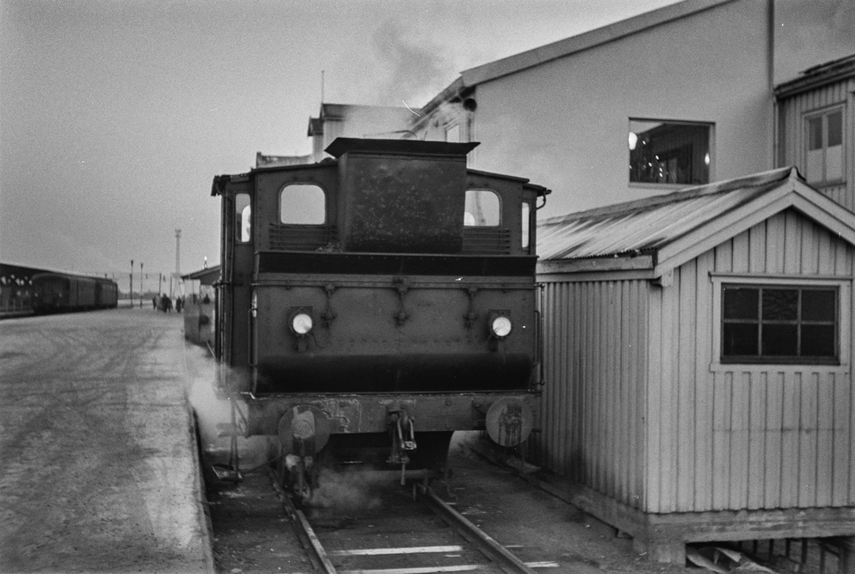 Damplokomotiv type 43a nr. 91 i skiftetjeneste på Trondheim stasjon.