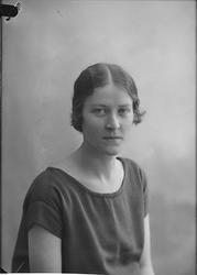 Portrett av Ågot Moe