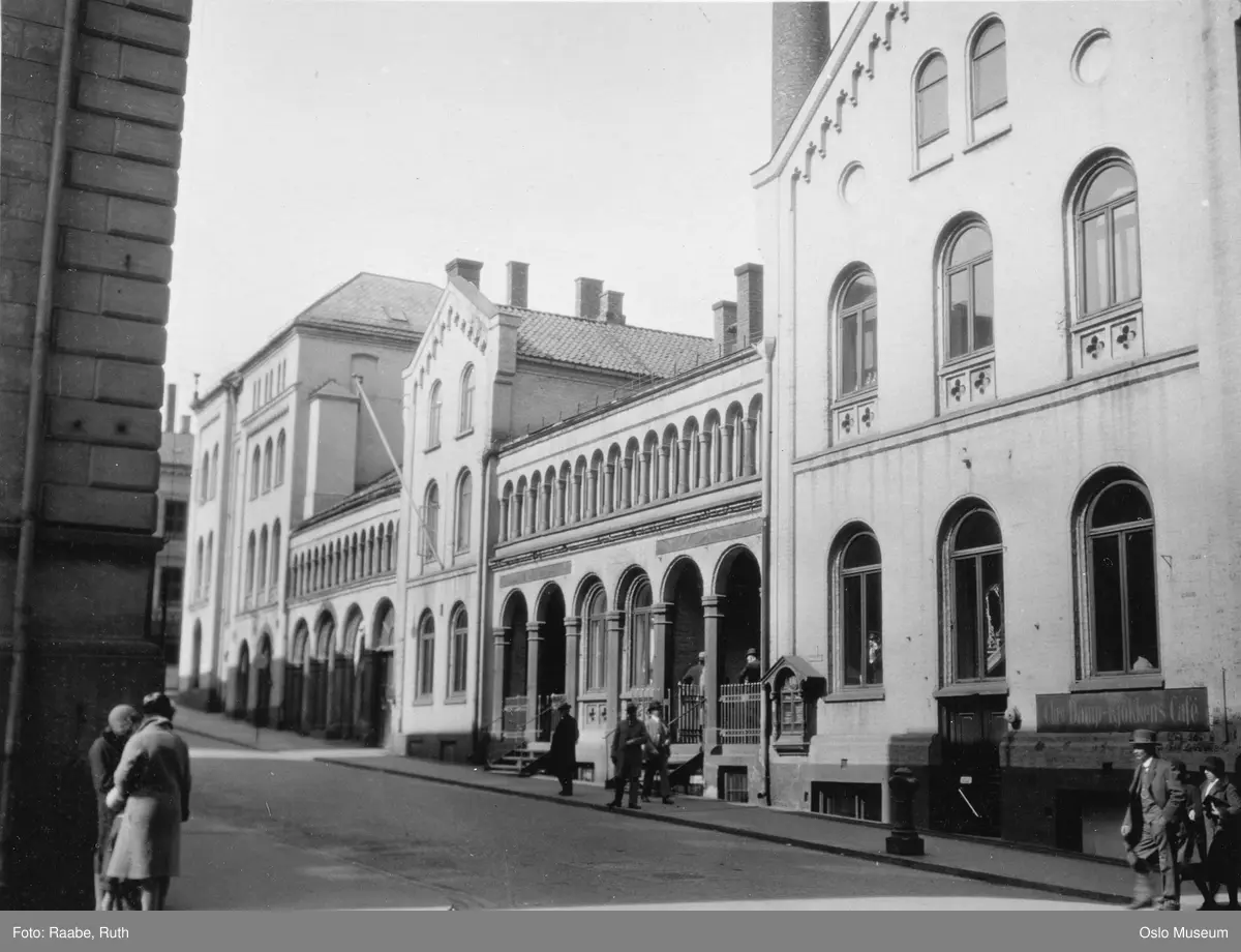 Christiania Dampkjøkken, kafé, mennesker