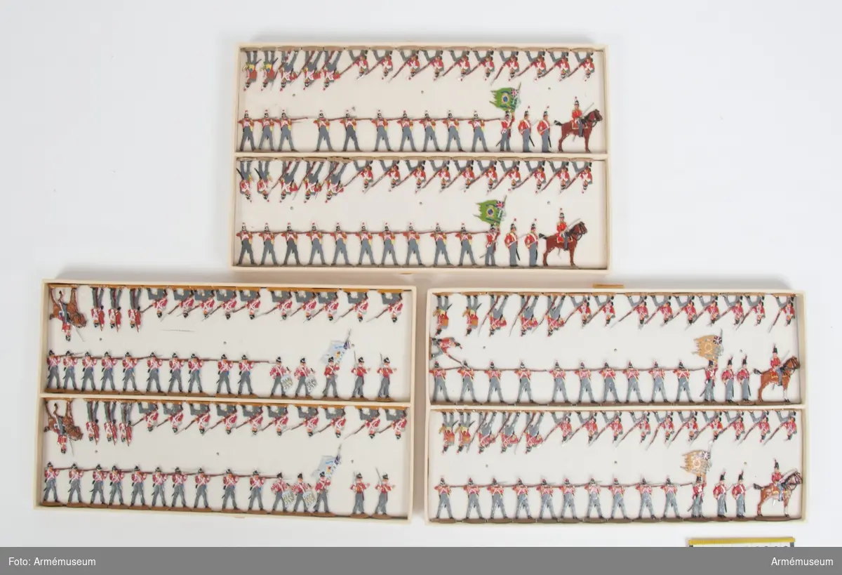 Infanteri från Storbritannien från Napoleonkrigen.
Tre lådor med figurer.
Fabriksmålade.