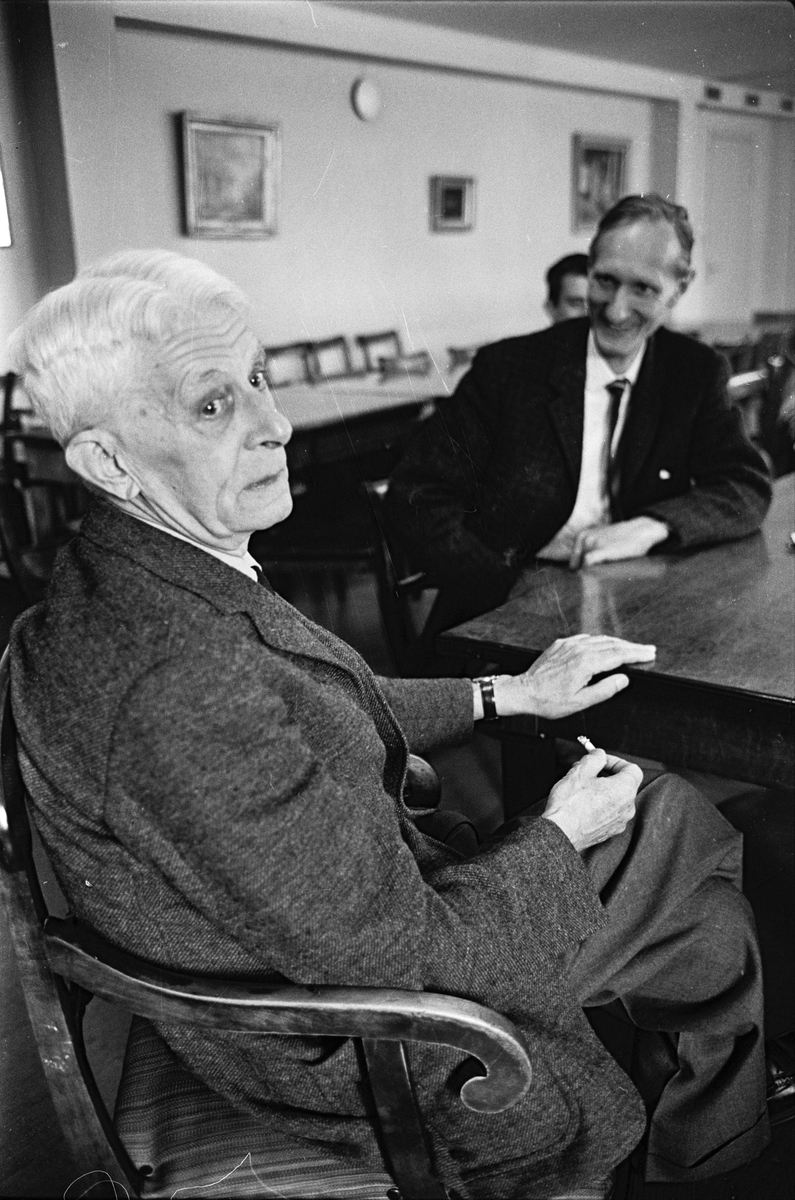 "Professor Khöler hos professor Johansson", Uppsala 1964