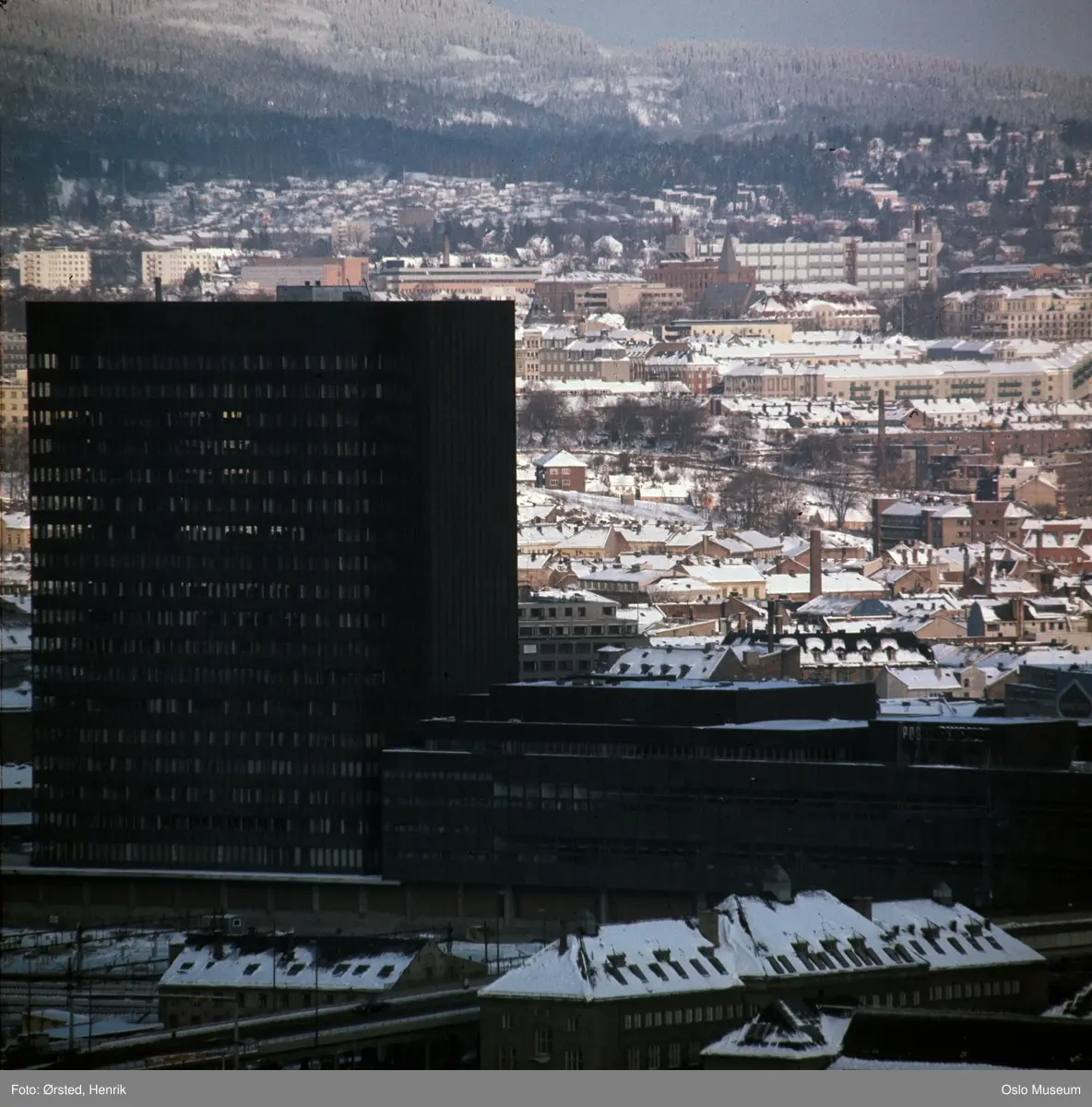 postgirobygget-og-postterminalen-oslo-museum-digitaltmuseum